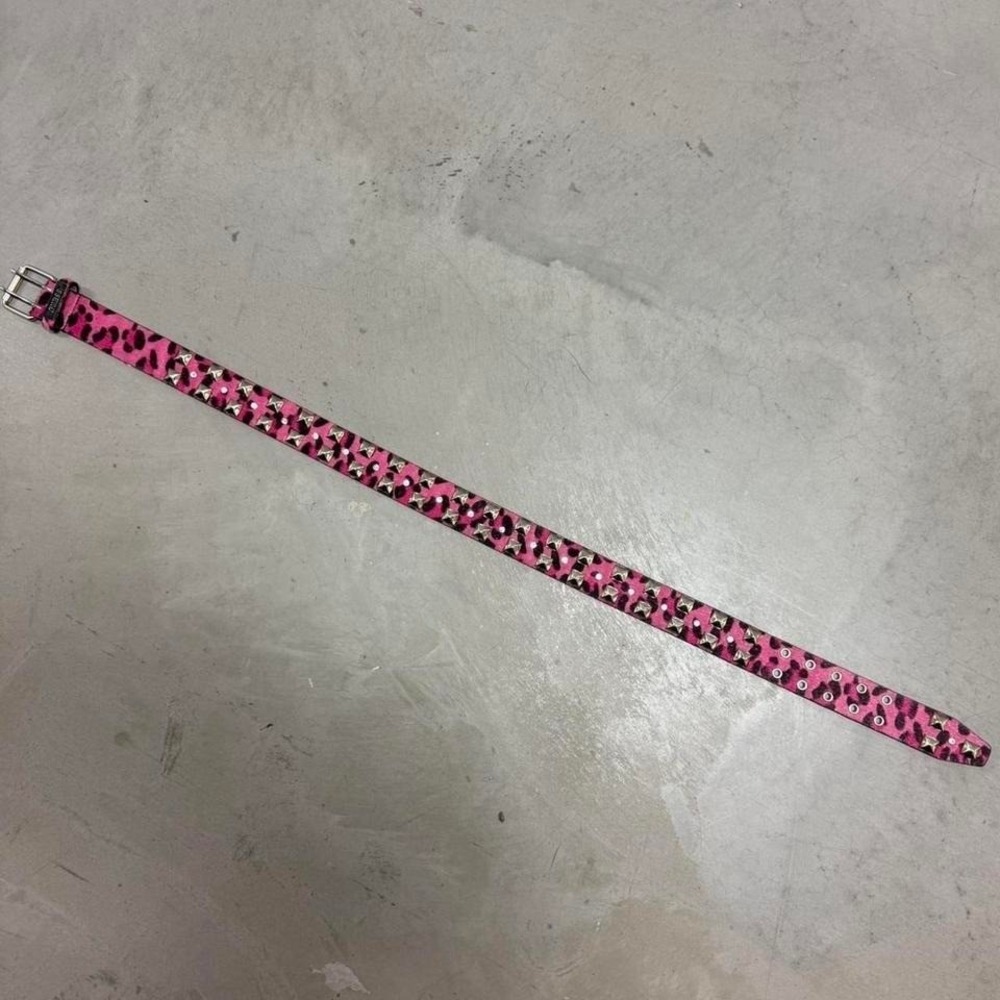 Vintage y2k Women's Pink Guess Cheetah Print Studded Leather Belt